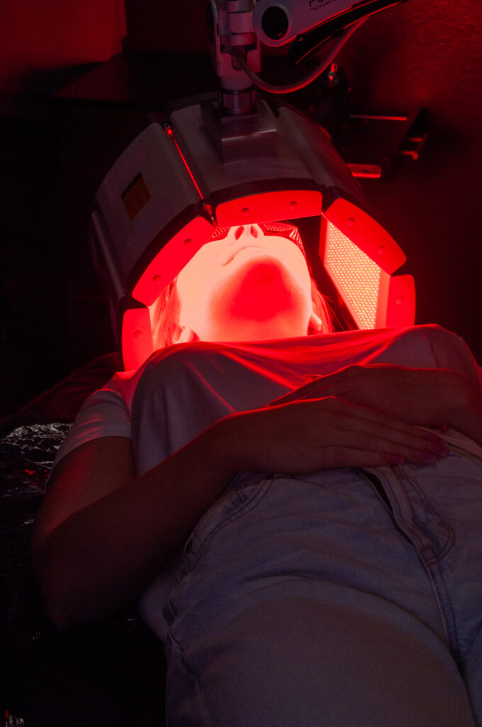 Red light therapy on face